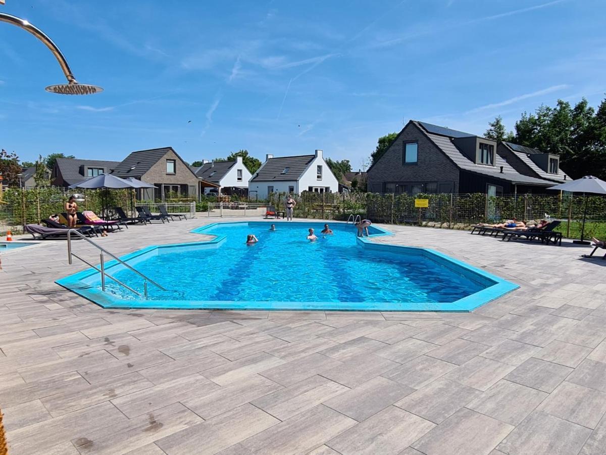 Chalet 511 Op Recreatiepark De Wielen シント・マールテン エクステリア 写真